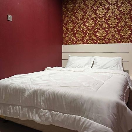 Hotel Omah Kalimosodo Mitra Reddoorz Near Stasiun Malang Kota Baru Extérieur photo