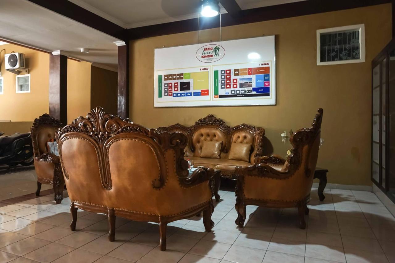 Hotel Omah Kalimosodo Mitra Reddoorz Near Stasiun Malang Kota Baru Extérieur photo