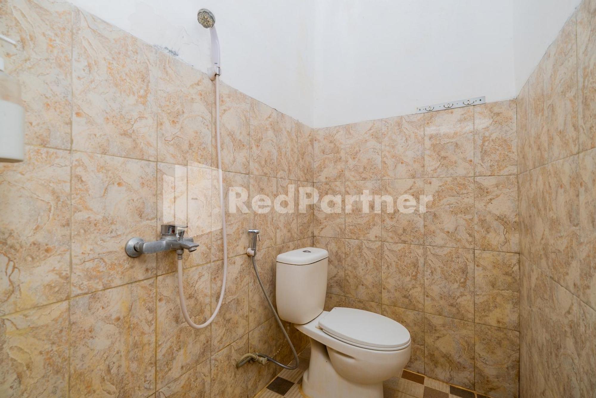 Hotel Omah Kalimosodo Mitra Reddoorz Near Stasiun Malang Kota Baru Extérieur photo
