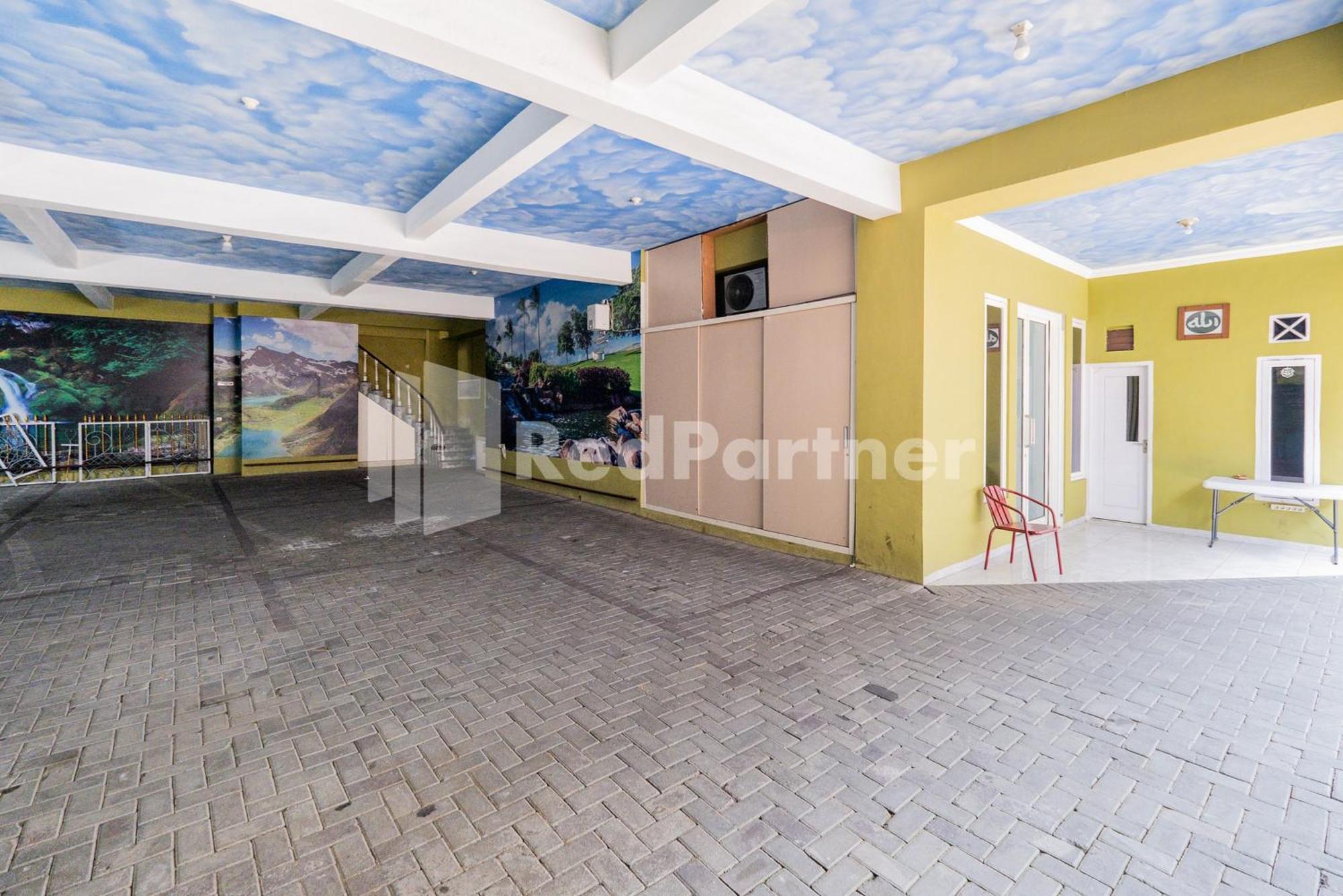 Hotel Omah Kalimosodo Mitra Reddoorz Near Stasiun Malang Kota Baru Extérieur photo