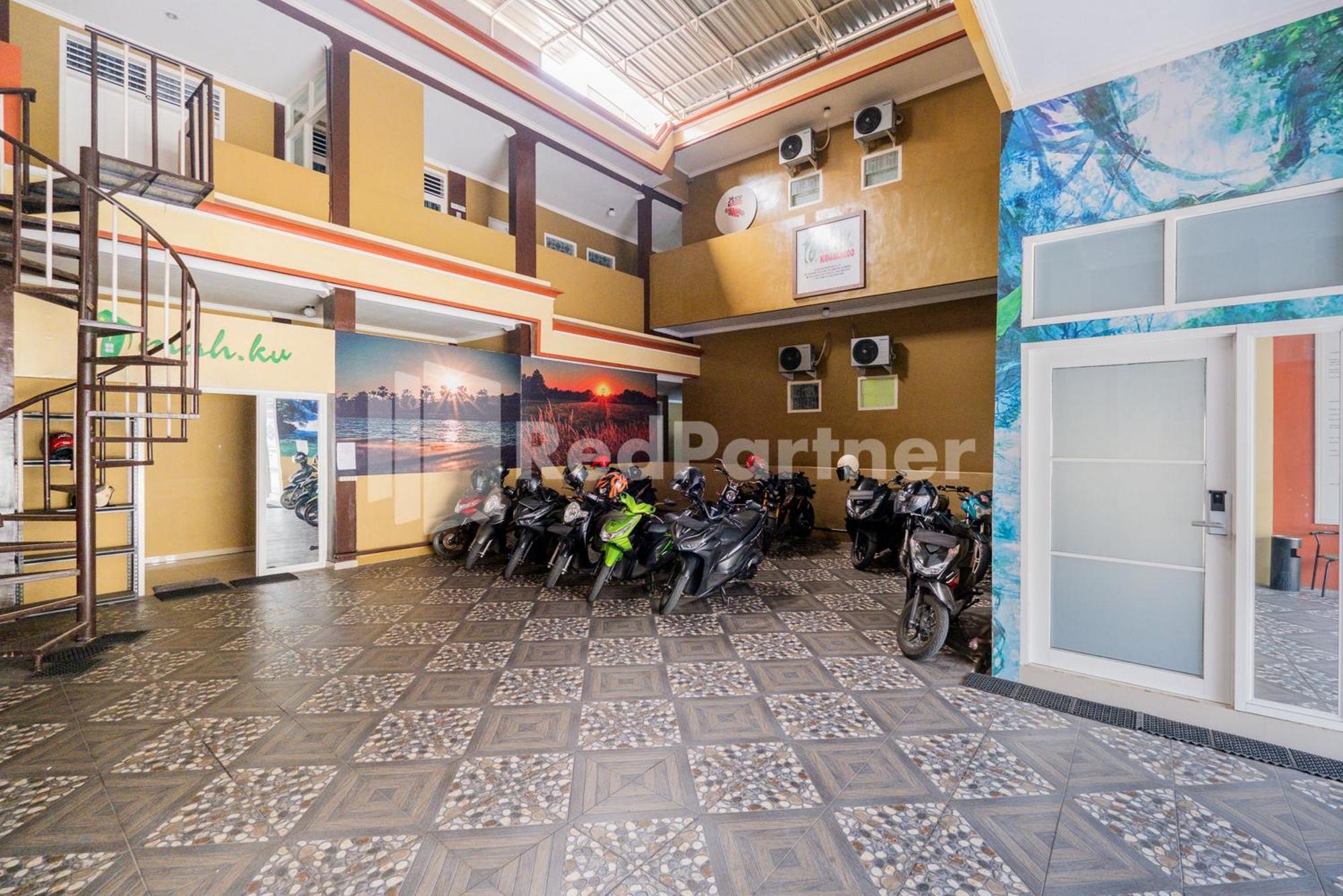 Hotel Omah Kalimosodo Mitra Reddoorz Near Stasiun Malang Kota Baru Extérieur photo