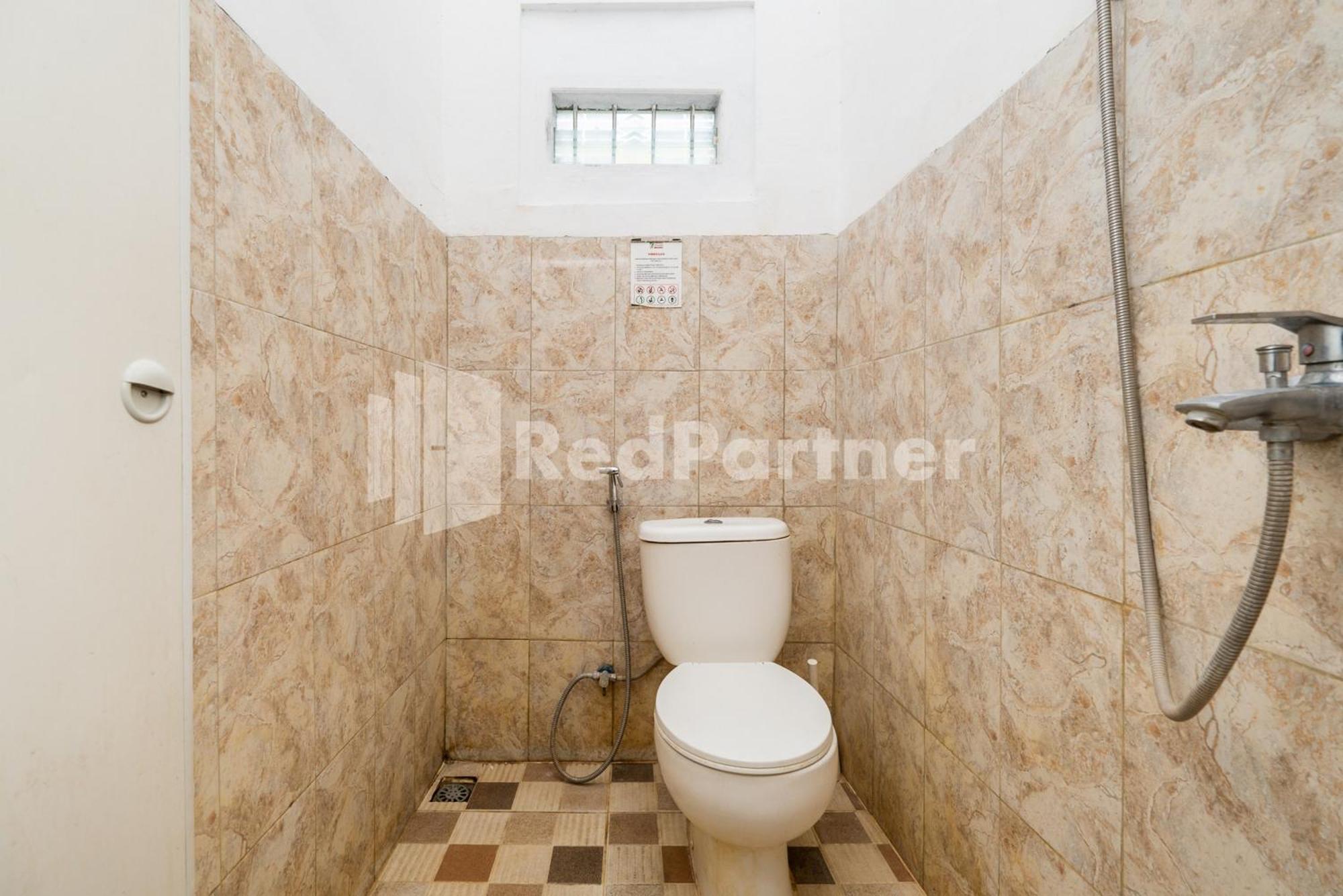 Hotel Omah Kalimosodo Mitra Reddoorz Near Stasiun Malang Kota Baru Extérieur photo